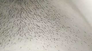 Con le dita si penetra la figa