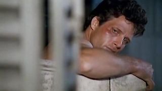 Spiando Debora Caprioglio...