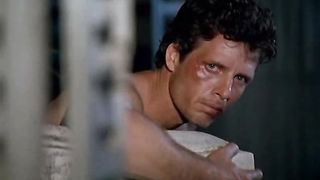 Spiando Debora Caprioglio...