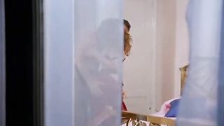 Spiando Debora Caprioglio...