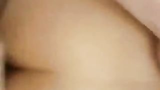 Porca passiva lo prende nel culo