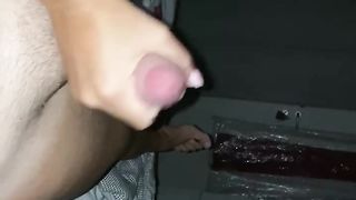 La mía troia mi sega e mi fa sborrare