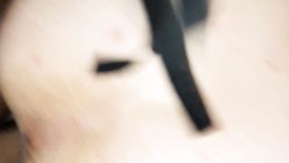 LE PUTTANE VANNO FRUSTATE...