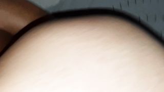 LE PUTTANE VANNO FRUSTATE...