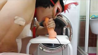 trav gabriella vi mostra il buchino