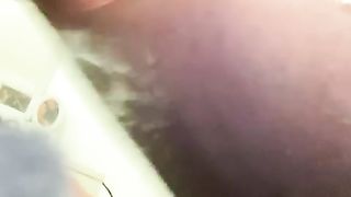 Mia moglie mugola di piacere e squirta...