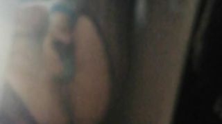 Si riprende mentre eccitatissima si masturba