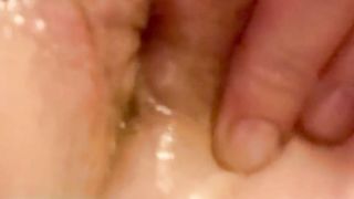 Anteprima del video: Quando vedo i vostri cazzi...