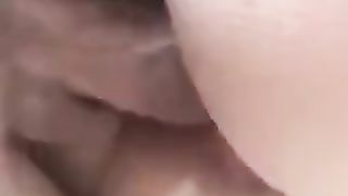 Adoro la sua fica tutta bagnata...