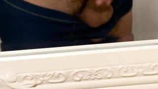 Non resisto e mi tocco