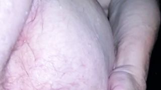 MI OBBLIGA A LECCARGLI IL CULO