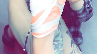 Mmmmmmmm che piedini!