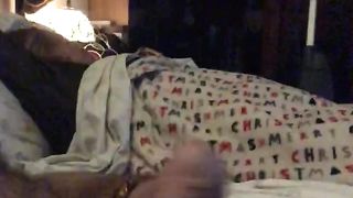 Mi masturbo mentre mia moglie dorme