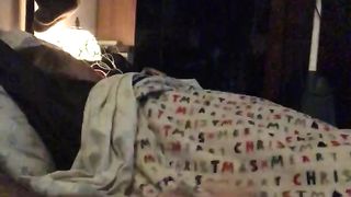 Mi masturbo mentre mia moglie dorme