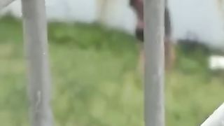 Scopata lesbo dietro un muro