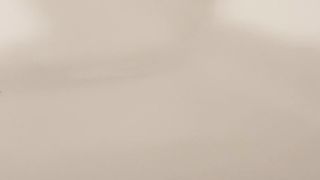 Sborrata in vasca, sega mattutina