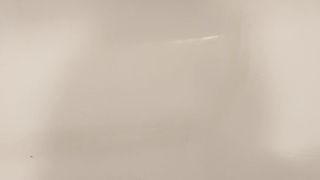 Sborrata in vasca, sega mattutina