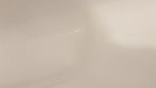 Sborrata in vasca, sega mattutina