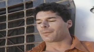 Erika Bella in gangbang