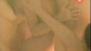 Brunetta dilettante scopata in taxi