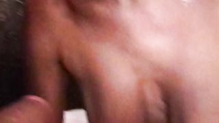 Anteprima del video: Pompinare amatoriali