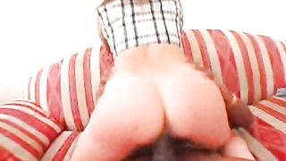 Rossa culona scopata interrazziale