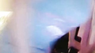 Strip di una latina culona in webcam