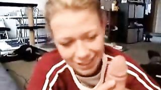 Anteprima del video: Sesso orale in webcam