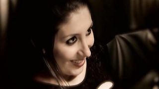 Teen amatoriale al suo primo porno