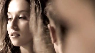 Teen amatoriale al suo primo porno