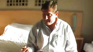 Anteprima del video: Pussy english molto pelosa