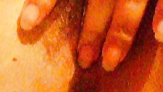 Peruviana si masturba la fica pelosa