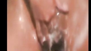 Teen in cam con la fica insaponata