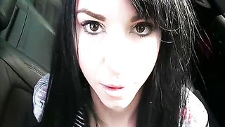 Teenager scopata dal tassista