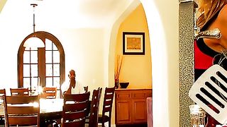 Maya Hills scopata interrazziale