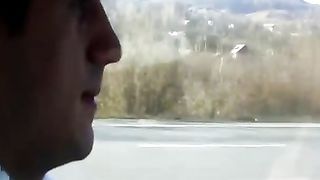 Mi riscalda il culo col suo cazzo duro