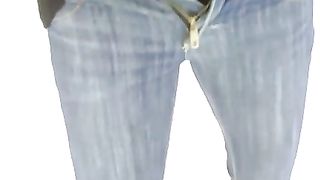 Mi riscalda il culo col suo cazzo duro