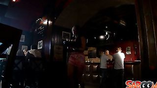 Anteprima del video: Angelica Heart sexy con gli occhiali