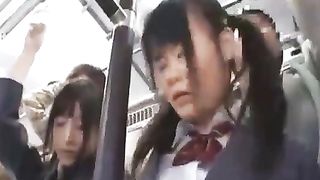 Gang bang veramente amatoriale sul pullman