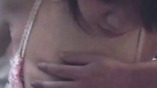 Studentessa asiatica abusata a scuola