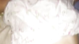 Moglie ubriaca con la fica pelosa