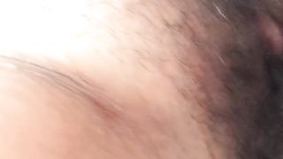 Le scivola dentro nella figa bagnata al massimo...