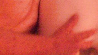 Amica MILF si fa scopare da mio amico sposato