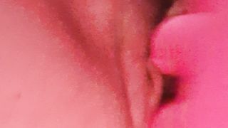 Mia moglie gode con un dildo...