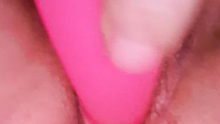 Mia moglie gode con un dildo...