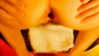 Un culetto che fa fa la boccuccia...