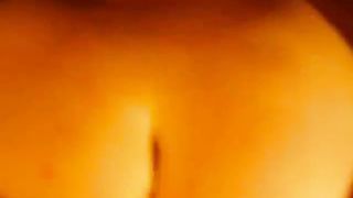 Un culetto che fa fa la boccuccia...