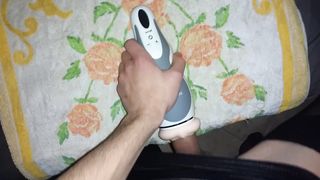 Giovane Sissy vogliosa si masturba da sola