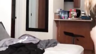 FUORI I GENITORI ? Le figlie trombano !