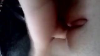 Mi coccolo la figa prima di uscire